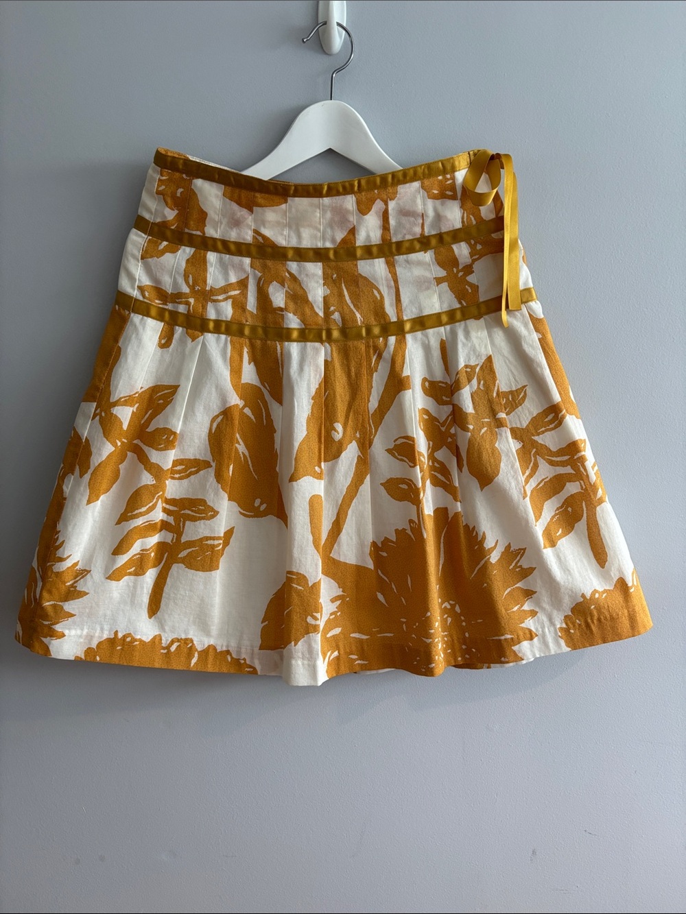 GAP A-Line Floral Skirt in Mustard Yellow and Cream